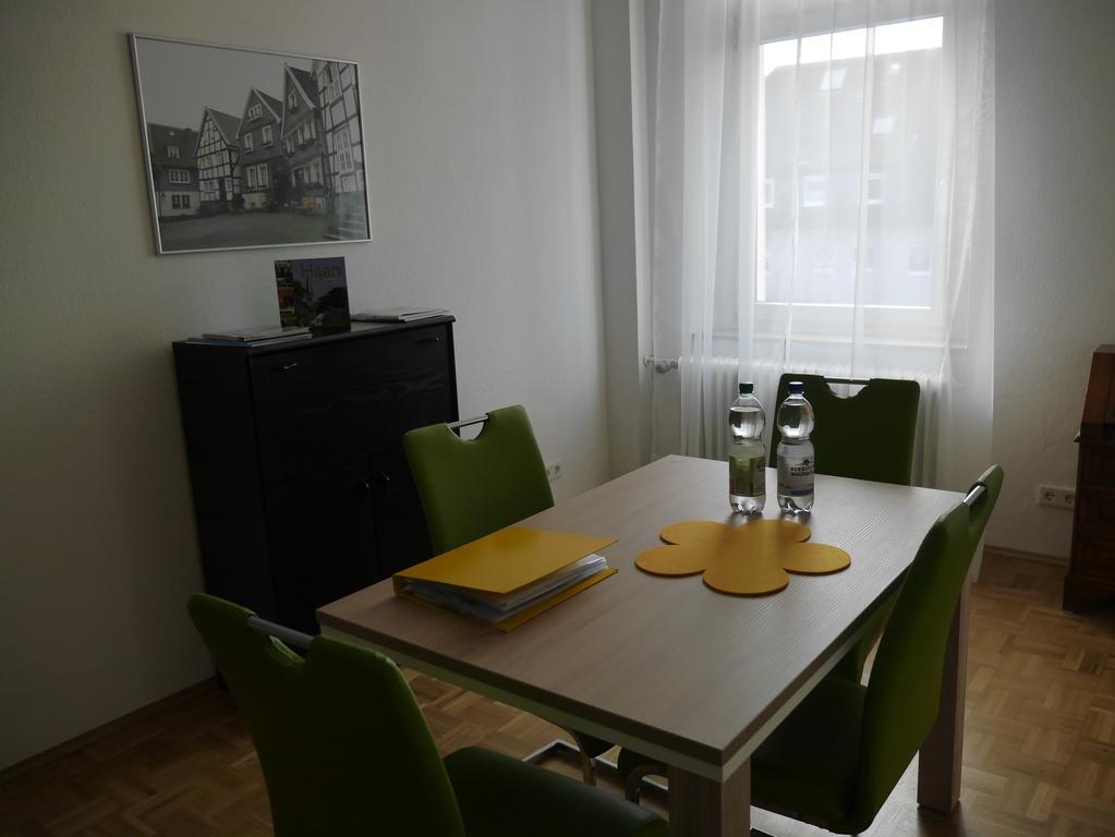 Schoene Ferien Und Messewohnung Naehe Duesseldorf Und Koeln Хан Экстерьер фото